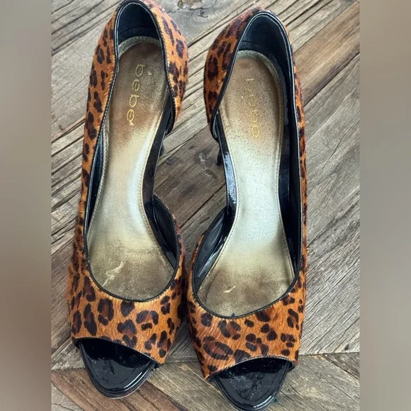 Bebe Brown and Black Heels with Stylish Design size 10B - Picture 4 of 7